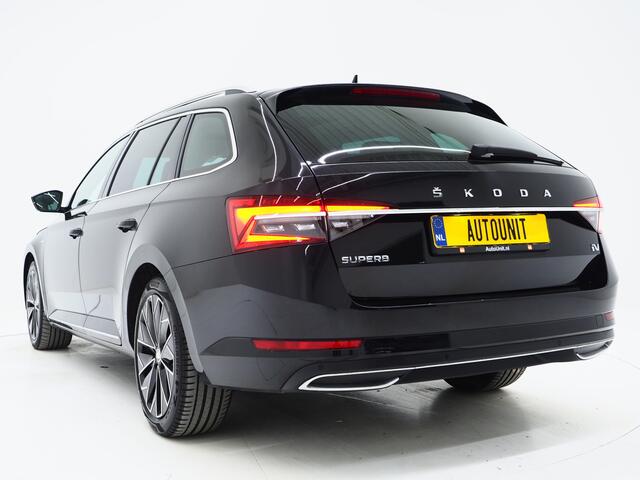 Skoda SUPERB Combi 1.4 TSI iV Laurin & Klement | Panoramadak | Leder | Trekhaak | Massage | Canton | Keyless | Adaptive Cruise