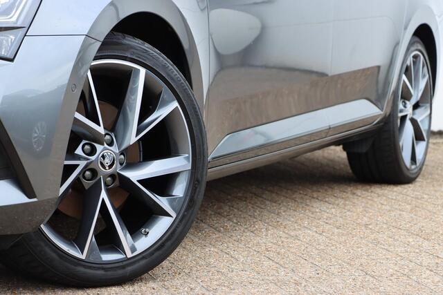 Skoda SUPERB Combi 1.4 TSI iV Sportline Business 218pk | SOH 94,8% |