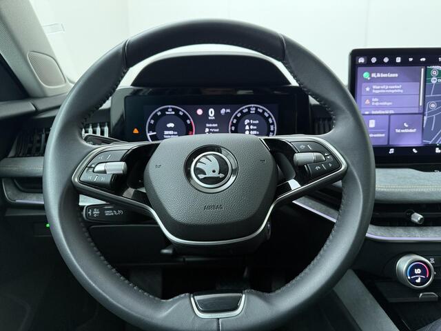 Skoda SUPERB First Edition 1.5 TSI | 150 PK | Automaat | Trekhaak wegklapbaar | Massagestoelen | Adaptive Cruise Control | 18'' Lichtmetalen velgen | Achteruitrijcamera |