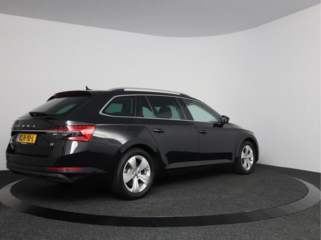 Skoda SUPERB Combi 1.4 TSI iV Style | LED Matrix | Elektrisch bedienbare stoelen | Matrix LED