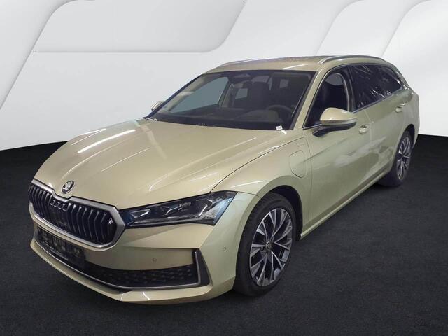 Skoda SUPERB Combi 1.5 TSI PHEV L&K | Trekhaak | HUD | Leder |