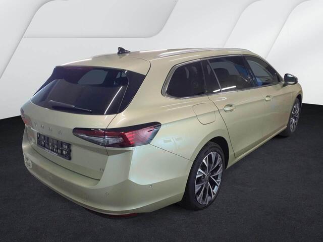 Skoda SUPERB Combi 1.5 TSI PHEV L&K | Trekhaak | HUD | Leder |