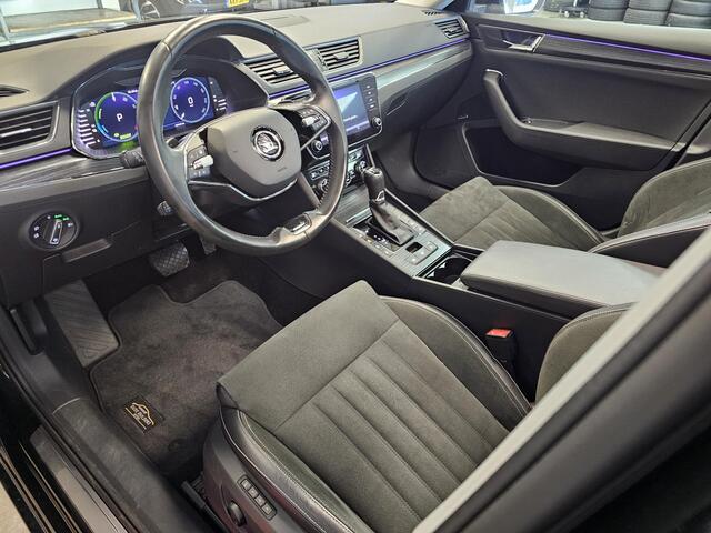 Skoda SUPERB Combi 1.4 TSI iV Memory/Trekhaak/ACC/Pano/Carplay/Stoelverwarming