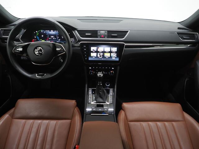 Skoda SUPERB Combi 1.4 TSI iV Laurin & Klement | Leder | Canton | Adaptive Cruise | Keyless | Memory | Stoelkoeling | Carplay