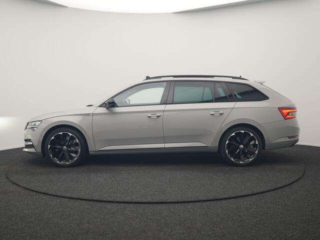 Skoda SUPERB Combi 1.4 TSI iV Sportline Business PHEV 218pk Dealer O.H. | Trekhaak Af Fabriek | Panodak | Adaptive Cruise | Canton Audio | 360 Camera | Alcantara Sportstoelen Memory & Verwarmd | Sfeerverlichting | Blis | Keyless | Plug In Hybrid |