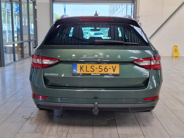 Skoda SUPERB Combi 1.4 TSI iV 218pk Business Edition | Trekhaak | Elekr. verstelbare memory seat | Camera | Cruise | Clima |