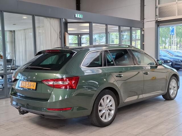 Skoda SUPERB Combi 1.4 TSI iV 218pk Business Edition | Trekhaak | Elekr. verstelbare memory seat | Camera | Cruise | Clima |