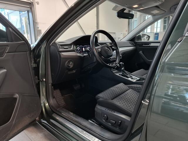 Skoda SUPERB Combi 1.4 TSI iV 218pk Business Edition | Trekhaak | Elekr. verstelbare memory seat | Camera | Cruise | Clima |