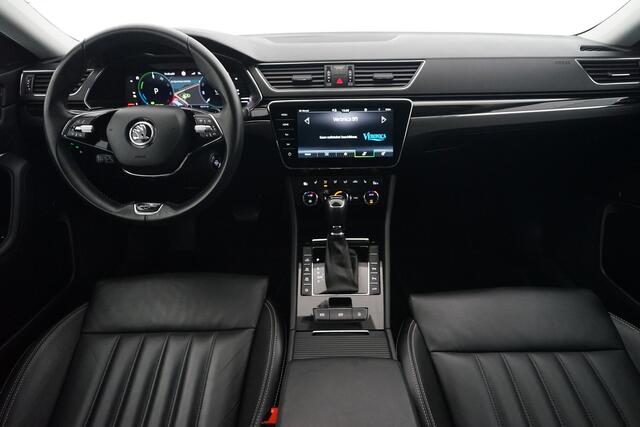 Skoda SUPERB Combi 1.4 TSI iV Laurin & Klement