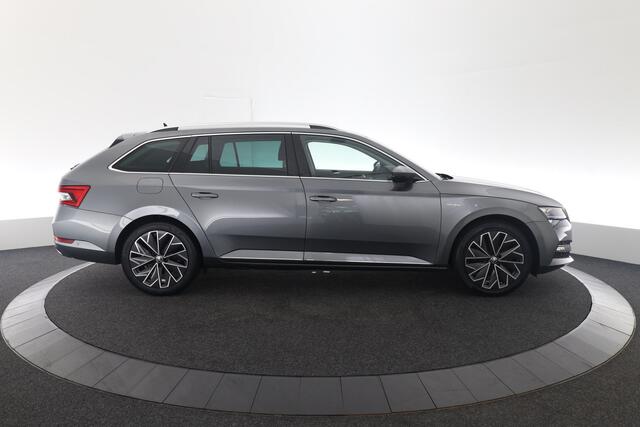 Skoda SUPERB Combi 1.4 TSI iV Laurin & Klement