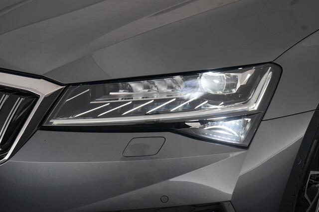 Skoda SUPERB Combi 1.4 TSI iV Laurin & Klement