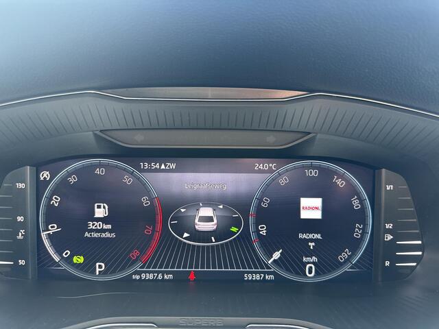 Skoda SUPERB Combi 1.5 TSI ACT Business Edition | Trekhaak | Apple Carplay/Android Auto | Sensoren