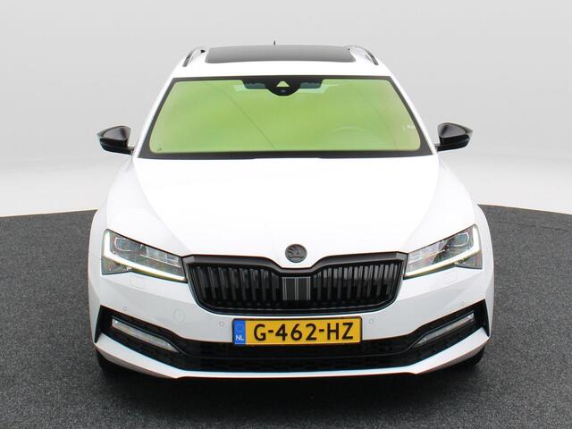 Skoda SUPERB Combi 1.5 TSi ACT 150 Pk Automaat Sportline Business | Trekhaak | Stoelverwarming | Panorama dak | Camera | Canton Audio | Alcantara | CarPlay | 18 Inch
