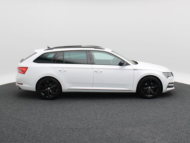 Skoda SUPERB Combi 1.5 TSi ACT 150 Pk Automaat Sportline Business | Trekhaak | Stoelverwarming | Panorama dak | Camera | Canton Audio | Alcantara | CarPlay | 18 Inch