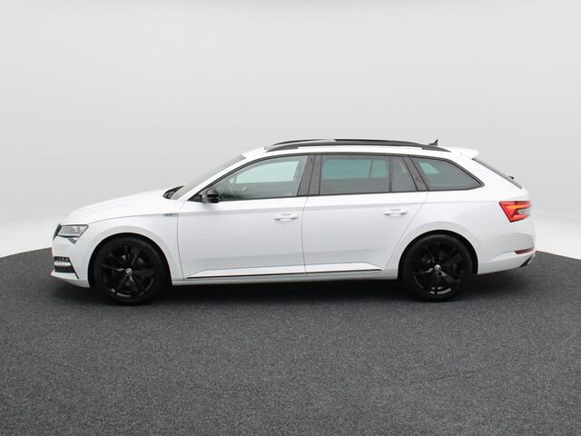 Skoda SUPERB Combi 1.5 TSi ACT 150 Pk Automaat Sportline Business | Trekhaak | Stoelverwarming | Panorama dak | Camera | Canton Audio | Alcantara | CarPlay | 18 Inch