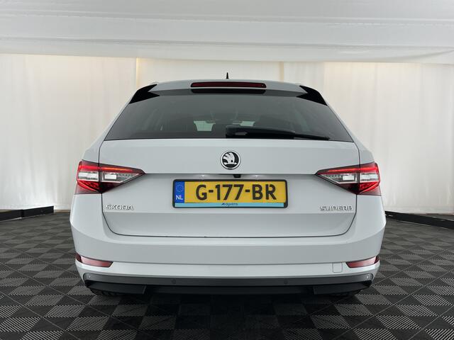 Skoda SUPERB Combi 1.5 TSI ACT Style Business (INCL-BTW) Aut. *LEATHER-MICROFIBRE | XENON | CANTON-AUDIO | MEMORY-PACK | NAVI-FULLMAP | CAMERA | KEYLESS | HEATED-COMFORTSEATS | PRIVACY-GLASS | SHIFTPADDLES | ECC | PDC | CRUISE | 18''ALU*