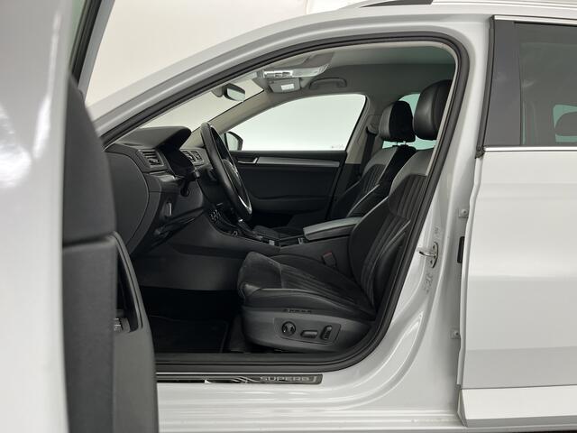 Skoda SUPERB Combi 1.5 TSI ACT Style Business (INCL-BTW) Aut. *LEATHER-MICROFIBRE | XENON | CANTON-AUDIO | MEMORY-PACK | NAVI-FULLMAP | CAMERA | KEYLESS | HEATED-COMFORTSEATS | PRIVACY-GLASS | SHIFTPADDLES | ECC | PDC | CRUISE | 18''ALU*