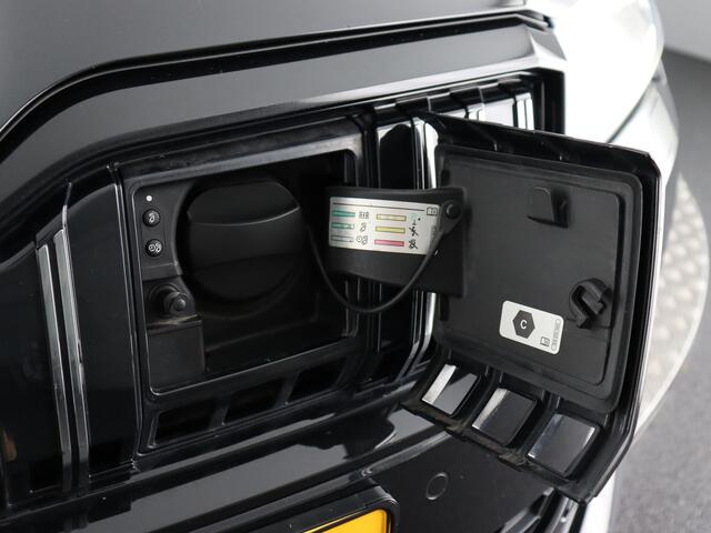 Skoda SUPERB Combi 1.4 TSI iV Sportline Business (Pano / Elek. trekhaak / 360 Camera / ACC / Standkachel / Vol)