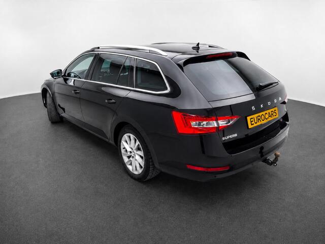 Skoda SUPERB Combi 1.4 TSI DSG Aut. iV Business Edition Plus Trekhaak Camera Navi Carplay DCC Stoelverwarming Verwarmbare Voorruit Cruise Control Full LED PDC VA