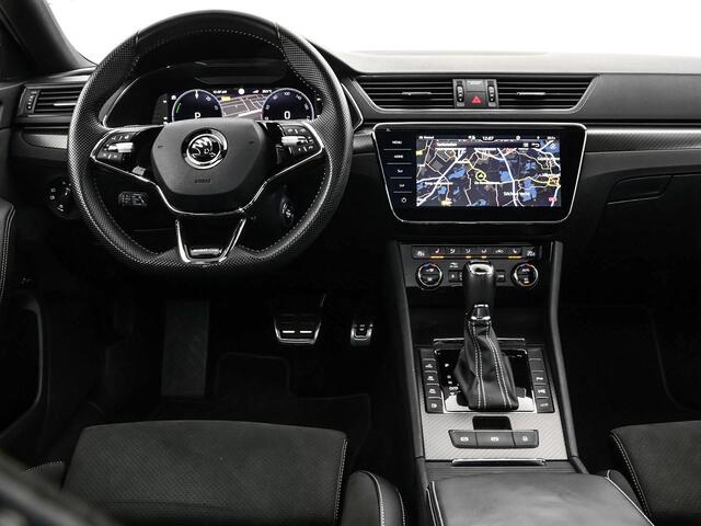 Skoda SUPERB Combi 1.4 TSI iV 218pk DSG Sportline Business · Panoramadak · 360 Camera · Inklap. Trekhaak · Matrix LED · Canton Audio · Elek. Stoelen + Geheugen ·