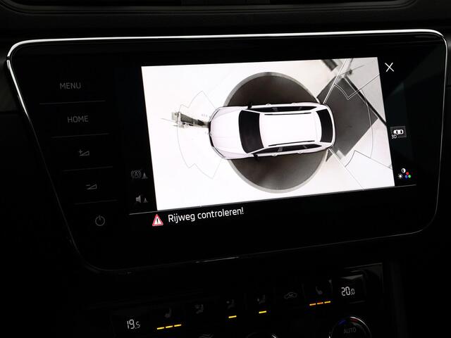 Skoda SUPERB Combi 1.4 TSI iV 218pk DSG Sportline Business · Panoramadak · 360 Camera · Inklap. Trekhaak · Matrix LED · Canton Audio · Elek. Stoelen + Geheugen ·