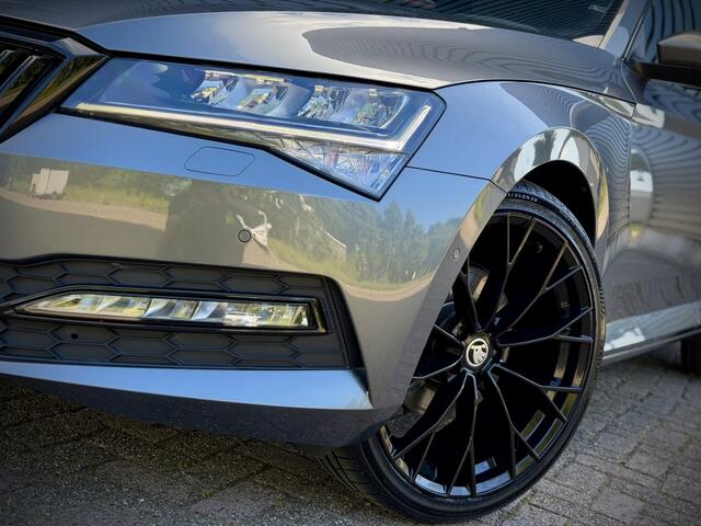 Skoda SUPERB Combi 1.5 TSI Bns Ed. DSG|VIRTUAL|MEMROY|ACC|HAAK