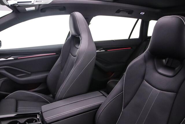 Skoda SUPERB Sportline Business 1.5 TSI PHEV 204pk DSG Automaat Trekhaak, Panoramadak, Head up display, Adaptive cruise contron, CANTON audio, 360 camera