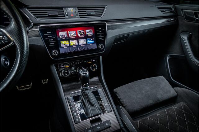 Skoda SUPERB Combi 1.4 TSI iV Sportline Business Panorama Matrix ACC 360 Camera