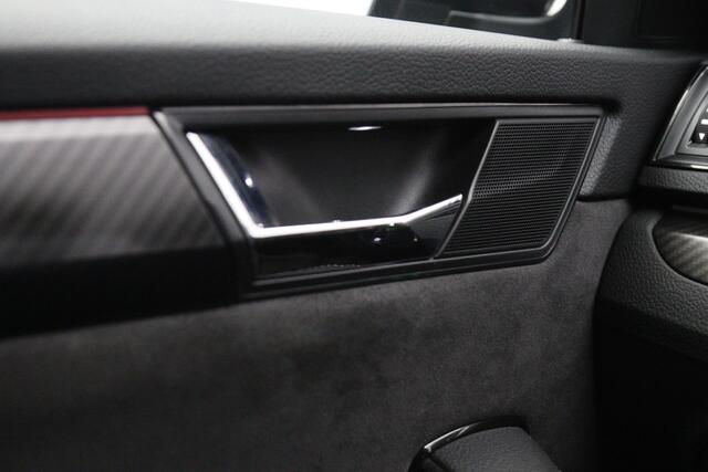 Skoda SUPERB Combi 1.4 TSI iV 218 PK Sportline Business PHEV, Kuipstoelen, Trekhaak, Memory, 4 x Stoelverwarming