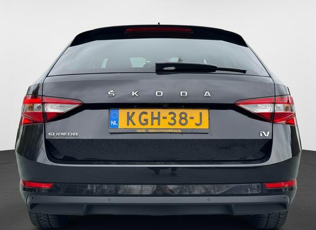 Skoda SUPERB Combi iV 218PK DSG HYBRID BUSINESS CAMERA/NAVI/VIRTUAL/STUURVERW.