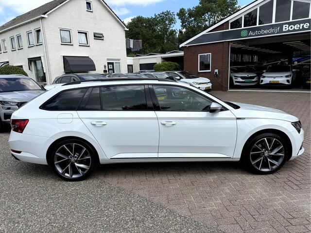 Skoda SUPERB Combi 1.4 TSI iV Sportline Business Panoramadak, Trekhaak