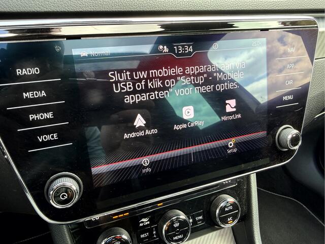 Skoda SUPERB Combi 1.4 TSI iV Sportline Business Panoramadak, Trekhaak