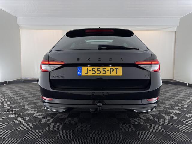 Skoda SUPERB Combi 1.4 TSI iV Sportline Business (Plug-in) (INCL.BTW) Aut. *PANO | LEATHER-MICROFIBRE | FULL-LED | DIGI-COCKPIT | HEATED-SPORTSEATS | KEYLESS | DAB+ | NAVI-FULLMAP | PRIVACYGLASS | SHIFT-PADDLES | AMBIENT-LIGHT | ECC | PDC | CRUSIE |