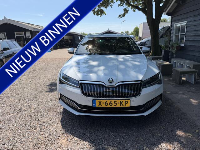 Skoda SUPERB Combi 1.4 TSI iV Business Edition Plus *FULL.OPTION*