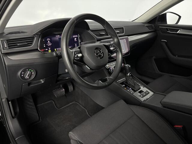 Skoda SUPERB Combi 1.4 TSI iV Style 204pk | LED Matrix | Elektrisch bedienbare stoelen
