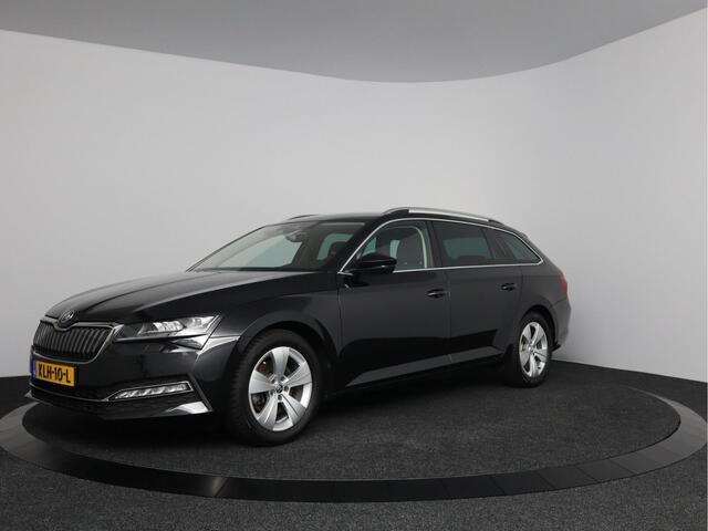 Skoda SUPERB Combi 1.4 TSI iV Style 204pk | LED Matrix | Elektrisch bedienbare stoelen