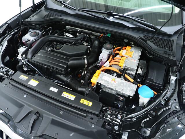 Skoda SUPERB Combi 1.5 TSI PHEV Laurin & Klement | Leder | Massage | HUD | Canton | Camera | Sfeerlicht | Memory | Keyless