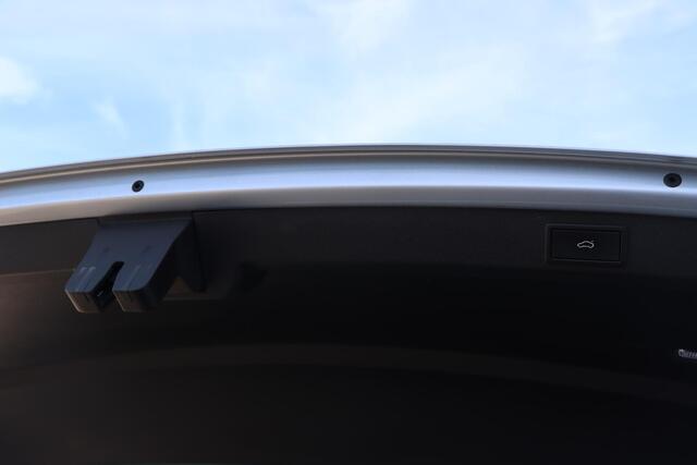 Skoda SUPERB Combi 1.4 TSI iV Laurin & Klement 218pk DSG6 | SOH 96,9% |