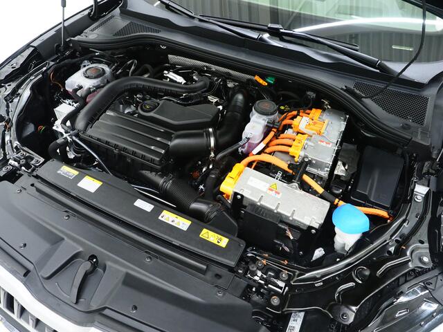 Skoda SUPERB Combi 1.5 TSI PHEV 204PK | Panoramadak | HUD | Camera | Keyless | Adaptive Cruise | Dodehoek | Carplay