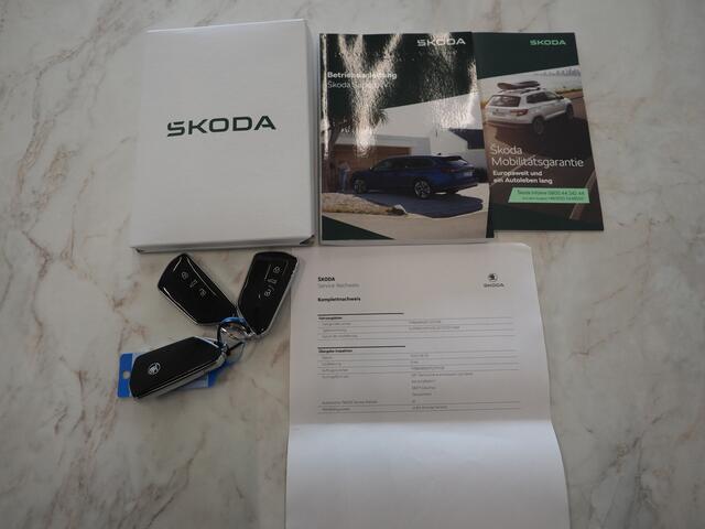 Skoda SUPERB Combi 1.5 TSI PHEV 204PK | Panoramadak | HUD | Camera | Keyless | Adaptive Cruise | Dodehoek | Carplay