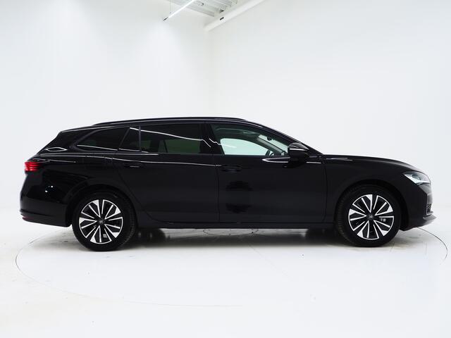 Skoda SUPERB Combi 1.5 TSI PHEV 204PK | Panoramadak | HUD | Camera | Keyless | Adaptive Cruise | Dodehoek | Carplay