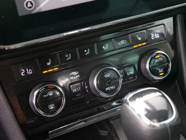 Skoda SUPERB Combi 1.4 TSI iV Syle 218 Pk Automaat Navi / DAB / Pano-dak / Apple Carplay / Leer