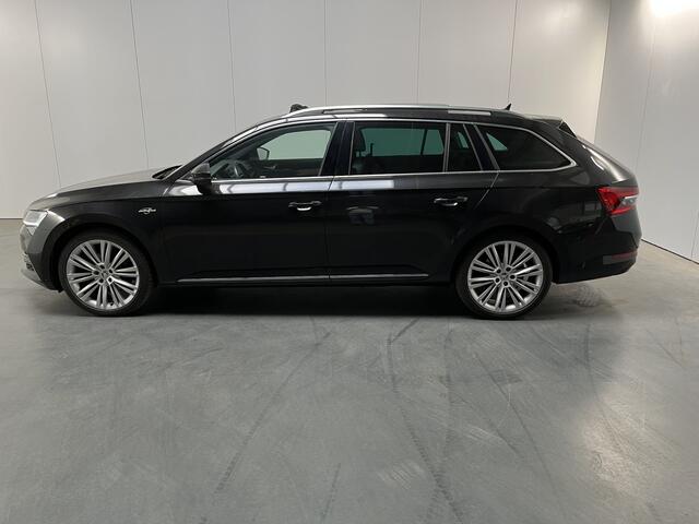 Skoda SUPERB Combi 1.4 TSI iV Laurin & Klement / AUTOMAAT/ PANO/ TREKHAAK/ LEER/ STANDKACHEL/ DCC/ ACC/ PARK.SENSOR.V+A/ CAMERA/ STANDKACHEL/ STUUR+STOELVERWARM./ MEMORY SEAT/ SMARTLINK/ CANTON AUDIO/ ELEK.ACHTERKLEP/ DIGITAL DASH/ 19'' L