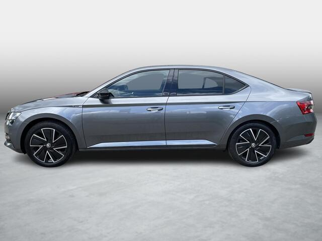 Skoda SUPERB 1.4 TSI iV Sportline Business , Automaat, Half Leder, Schuif-/Kanteldak, 360 Camera, Stoel/Stuurverwarming, Navi, Apple Carplay, Android Auto, LMV 18 Inch, Cruise, PDC,