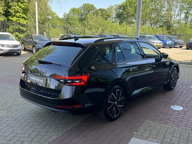 Skoda SUPERB Combi 1.4 TSI DSG 218 pk iV Style / Virtual cockpit / Black Pack / Matrix verlichting / 18'' LMV / RDW 23-07 TRANSPORT UIT VS