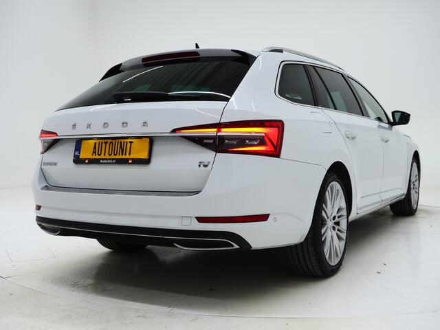 Skoda SUPERB Combi 1.4 TSI iV Laurin & Klement | Panoramadak | Leder | Trekhaak | Massage | Canton | Stoelkoeling | 360 | Memory