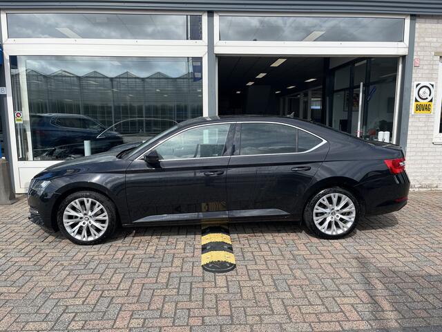 Skoda SUPERB 1.5 TSI ACT Business Edition / AUTOMAAT/ CRUISE/ PARK.SENSOR.V+A/ CAMERA/ SMARTLINK/ STOELVERWARM./ MEMORY SEAT/ CANTON AUDIO/ ELEK.ACHTERKLEP/ DIGITAL DASH/ NAVI/ DAB/ CLIMA/ 18'' LMV