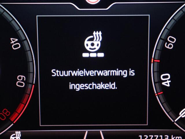 Skoda SUPERB 1.4 TSI iV Business Edition | SOH 92,3% | Stoelverwarming | Virtual Cockpit | Adaptive cruise | Camera | Carplay | Navigatie | Full LED | Parkeerhulp | PHEV | Plug In