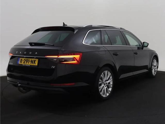 Skoda SUPERB Combi 1.4 TSI iV Business Edition Gratis Afleverpakket! | Panormadak | Trekhaak | Elektrische stoelen/kofferklep |