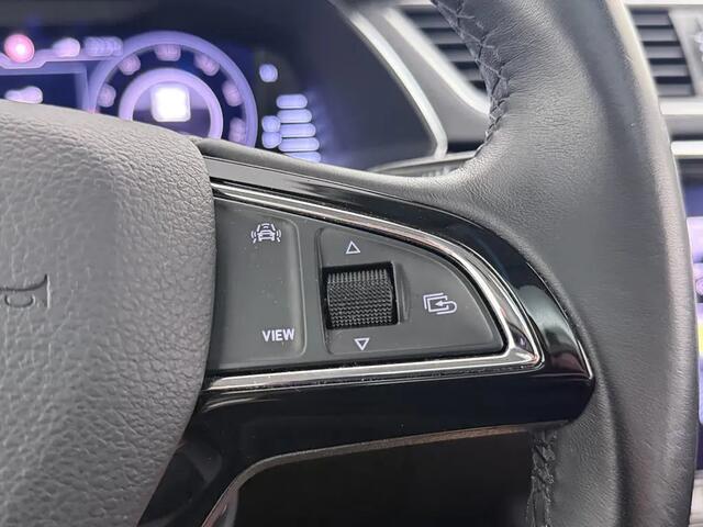 Skoda SUPERB Combi 1.4 TSI iV Business Edition Gratis Afleverpakket! | Panormadak | Trekhaak | Elektrische stoelen/kofferklep |